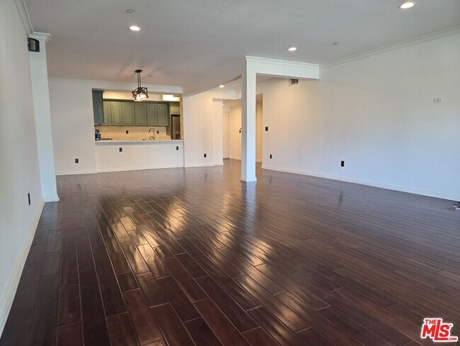 4533 Vista Del Monte Ave Unit 101