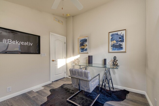 Photo - Remodeled Modern 3 Bed/2 Bath National City Unidad 1843