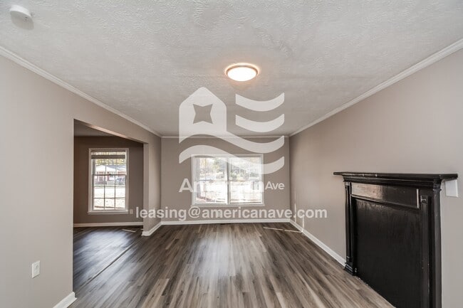 Photo - 620 N Jackson St