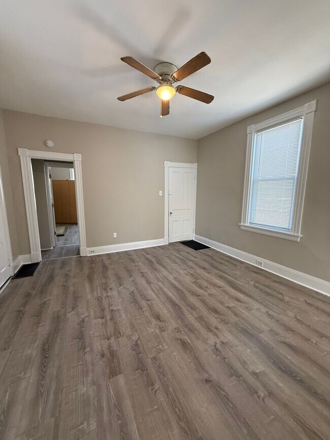 Photo - 1911 Elm Ave Unidad 1