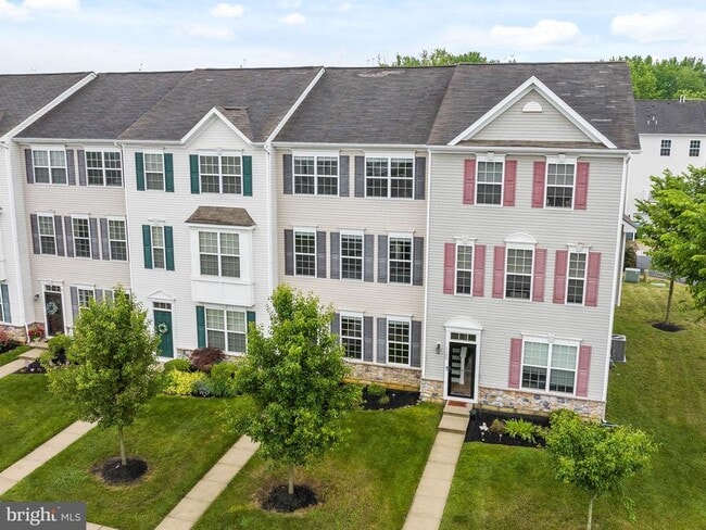 Building Photo - 1126 Munyon Dr