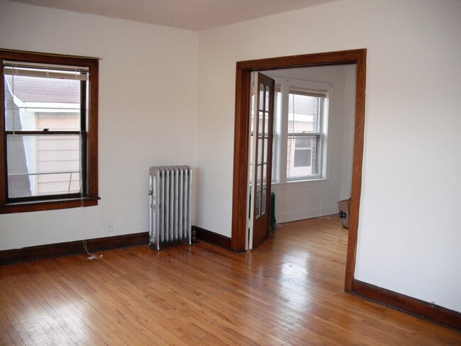 Kensington Hall Apartments