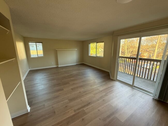 Living Room - 6309 SW Valley Ave Unit #3