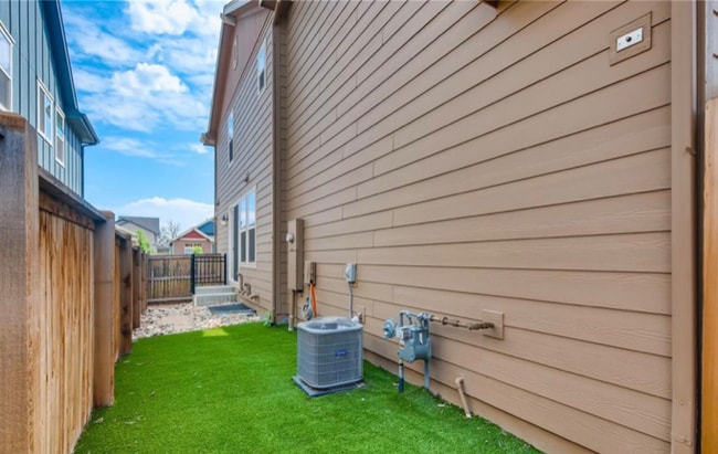 Photo - 11209 E 25th Dr