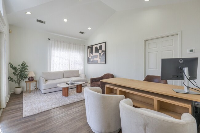 Photo - Warner Park Commons