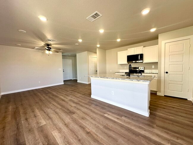 Photo - 5528 Princeton St