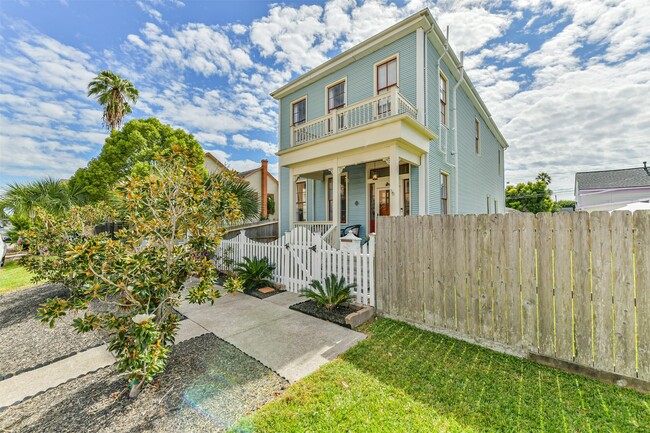 Photo - 1121 Market St