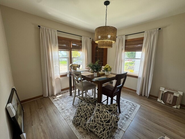Photo - COMING SOON | Fully Furnished 4BR Student Home | All Utilities Included | Walk to UE