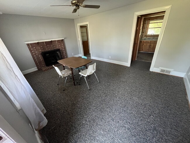 "Charming 3-Bedroom Retreat with Spacious Living in Colfax!"