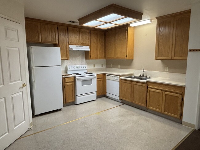 Photo - Available Soon! Apply now for this cute one bedroom apartment for $1250