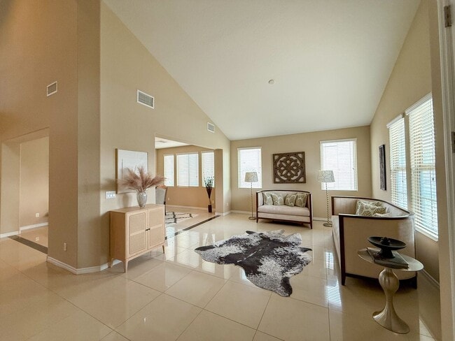 Photo - Luxury 6/BD 4.5/BA Large Furnished Home with Dual Primary Suites in Gated Community