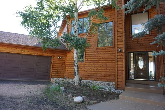 Photo - Lovely Home on Lookout Mountain!!