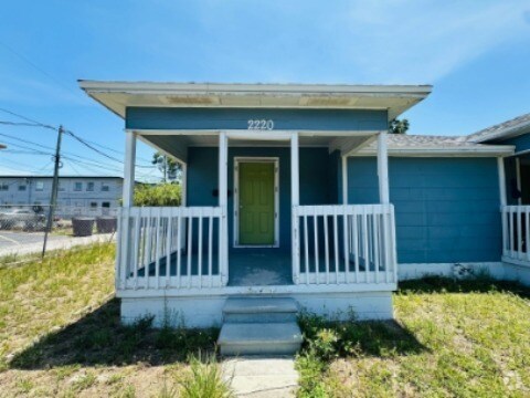 Building Photo - 2220 7th St S Rental