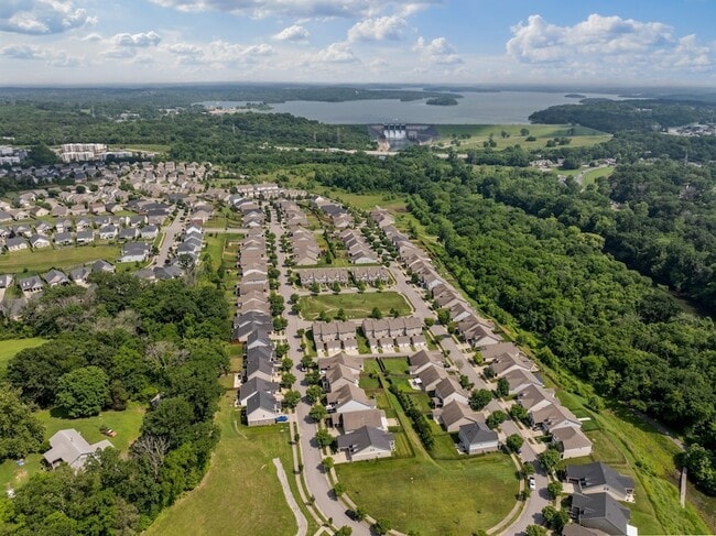 Photo - 1234 Riverbrook Dr