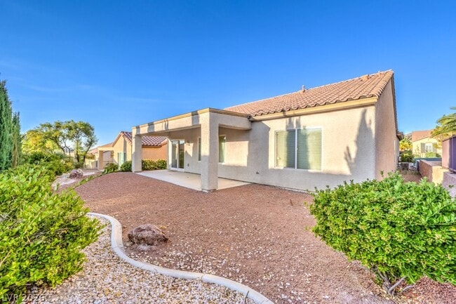 Building Photo - 2103 Sawtooth Mountain Dr