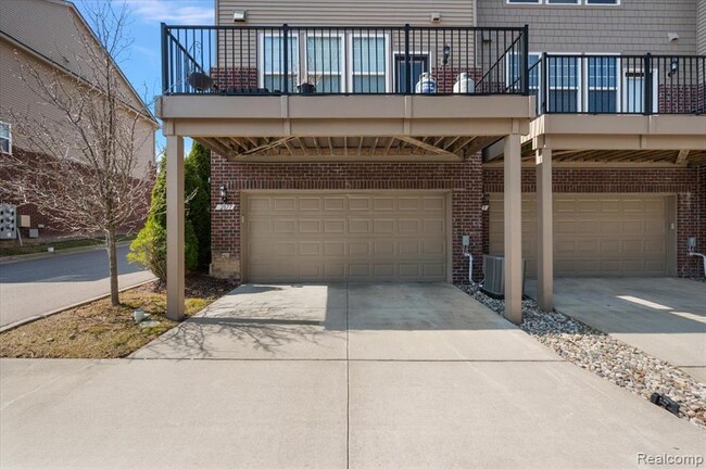 Photo - 2877 Hartwick Dr