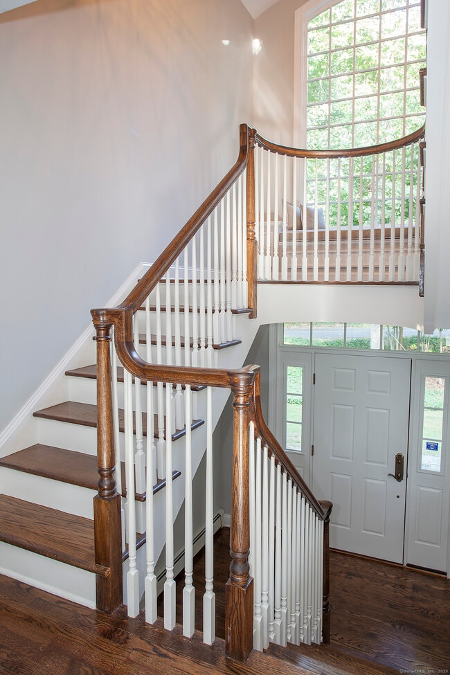 Photo - 38 Berndale Dr