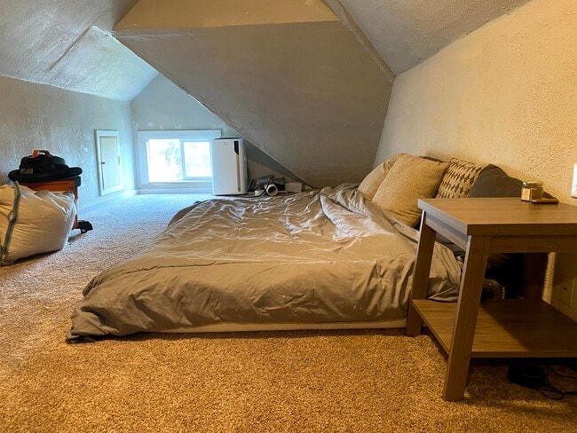 3rd floor area perfect for third guest room - 1812 S L St Unit B