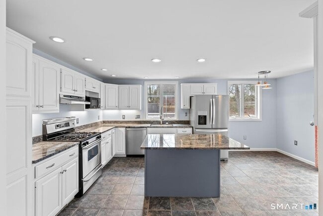 Photo - 83 Meadowbrook Rd