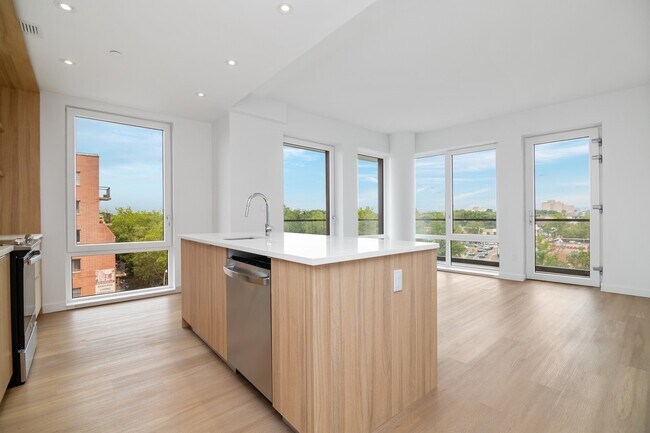 71-82 Parsons Boulevard - 71-82 Parsons Boulevard Apartment Unit 503