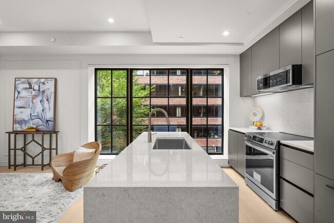 Photo - 2121 Ward Pl NW Unit 304