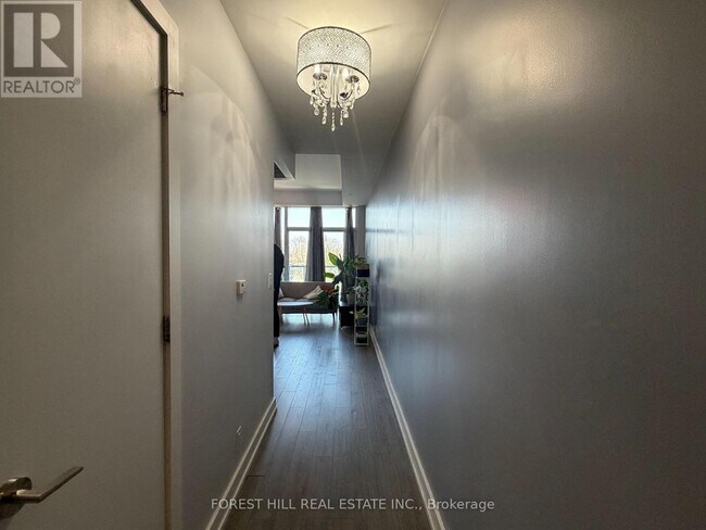 Photo - 6 Parkwood Ave Unit 614