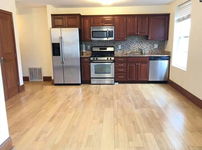Photo - 2440 Massachusetts Ave Unidad 1