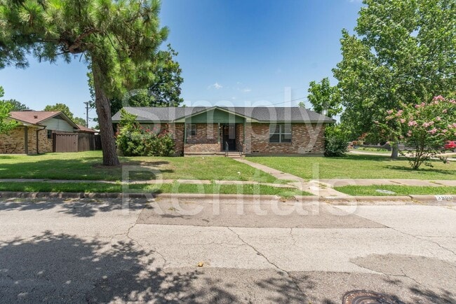 Photo - 3500 Nashville Ave