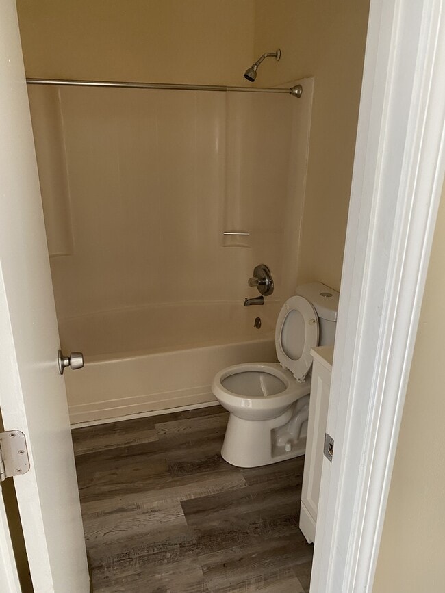 Photo - 21A AGeorgian Dr