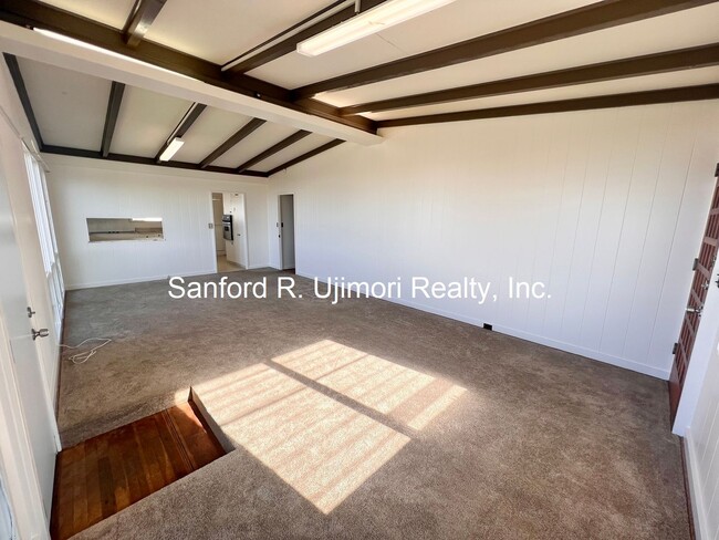 Kolopua Street – Single Family Home (4 bed... - Kolopua Street – Single Family Home (4 bed...