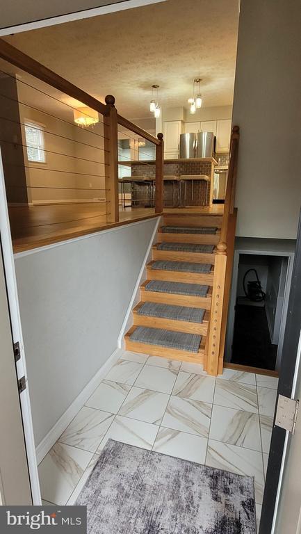 Photo - 557 Bellview Ave