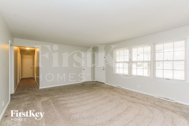 Photo - 5970 Manning Rd