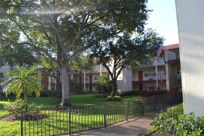 Building Photo - 13350 SW 1st St Unit 207P