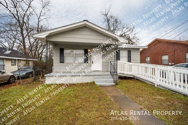 Building Photo - 2712 22nd St