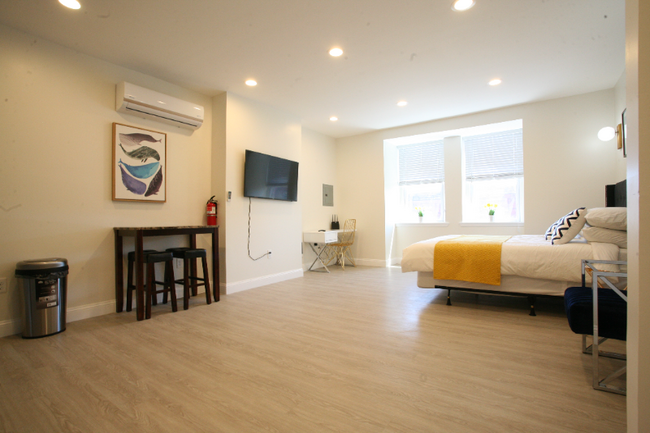 Photo - 4417 Sansom St Townhome