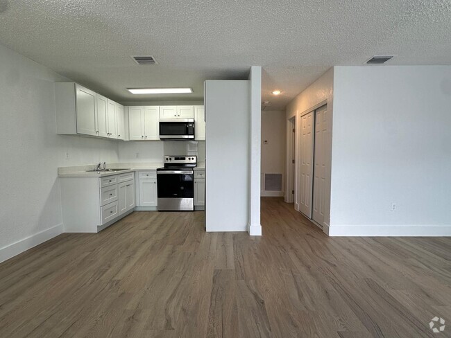 Building Photo - 6032 SW 25th St Rental