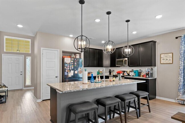 Photo - 121 Lazy Lizzy Rd