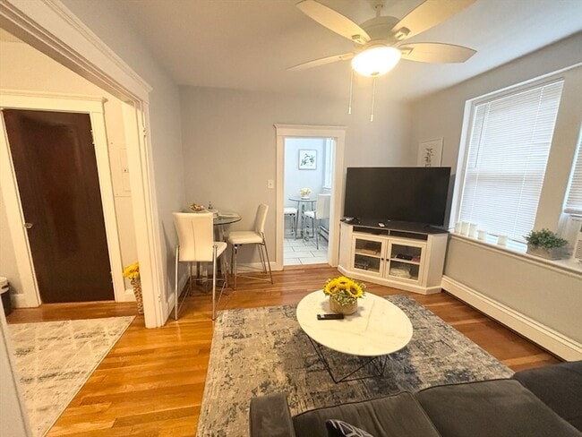 Photo - 15 Ives St Unit 28