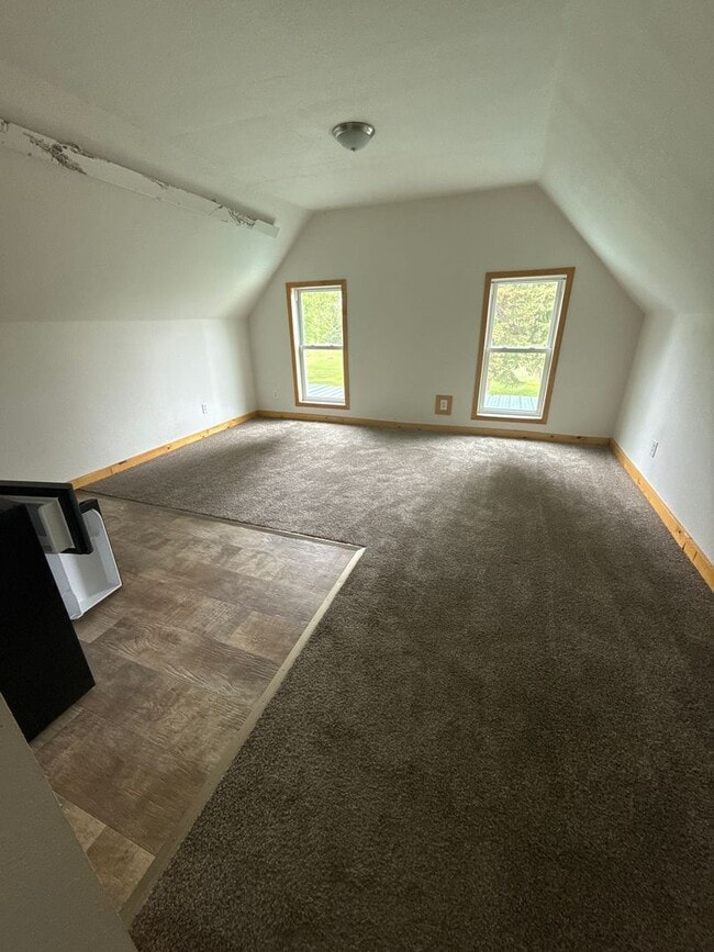 Photo - 209 Main St Unit Upper