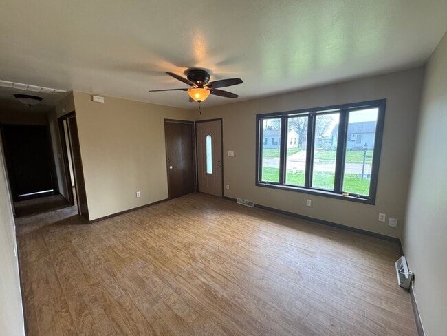 Photo - Charming and Spacious East Moline Home!