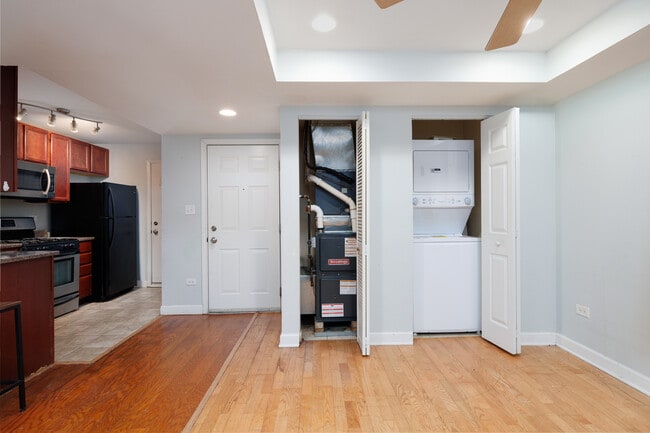 Photo - 6345 N Washtenaw Ave