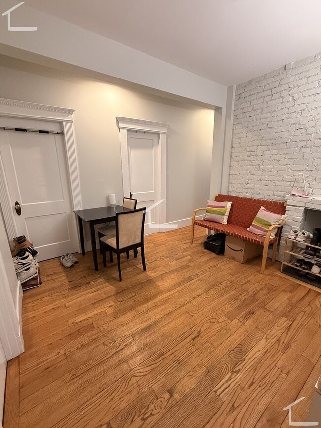 Photo - Brighton 3-bed/1-bath; Great Location on the B Line!