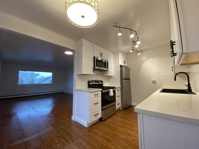 Photo - Cozy 1-Bed Retreat Overlooking Bellingham Bay with Utilities Savings!
