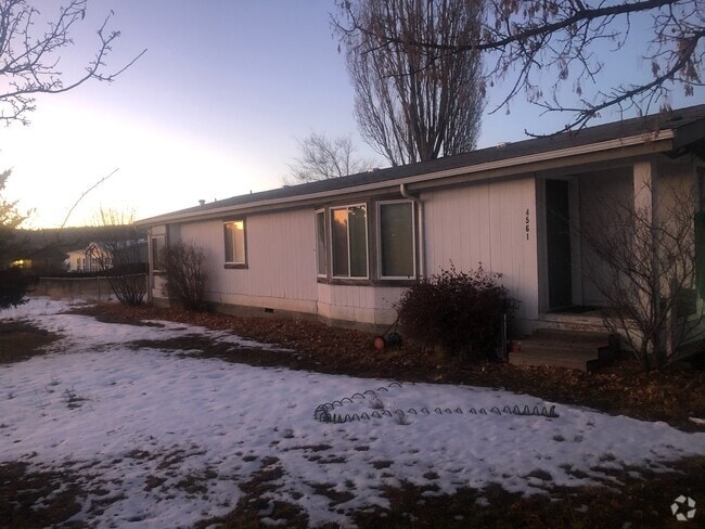 Building Photo - 4561 cregan Avenue Rental