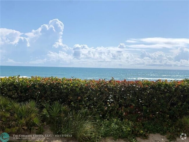 Building Photo - 10044 S Ocean Dr Rental
