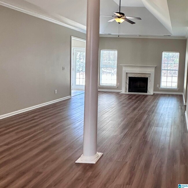 Photo - 384 Savannah Cir