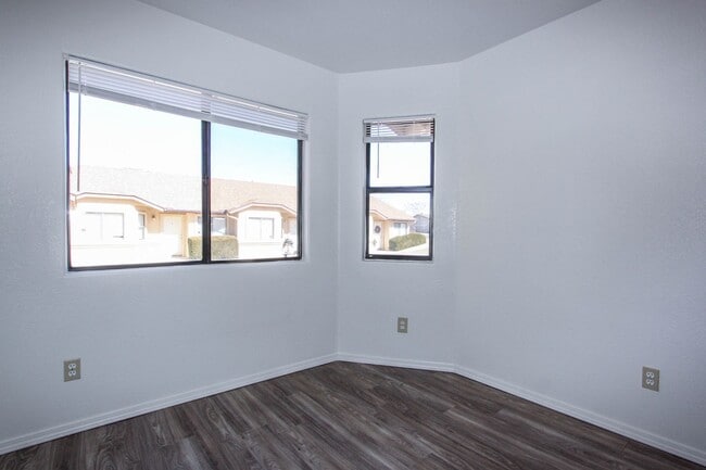 Photo - 8448 E Lakeshore Dr Unit Apt C