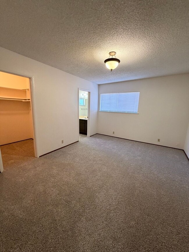 Photo - 6013-6013 Woodminster Cir Unit 1774001001