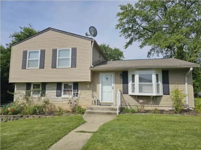 Building Photo - 831 W Briarcliff Dr