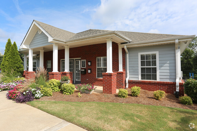 Magnolia Court - Magnolia Court Apartments